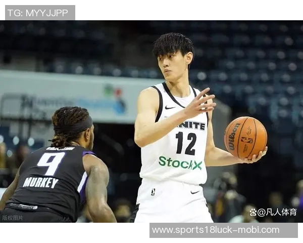 北京男篮提前布局曾凡博被篮网裁掉后仍有机会重返赛场